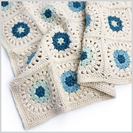 Blossom Throw - Couverture