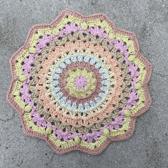 Dahlia Mandala