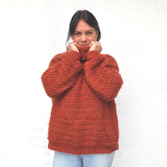 

Fluffy Glitz - Pull
2