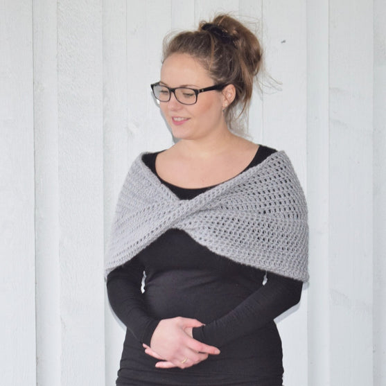 

Winter Wool Wrap – Court
2