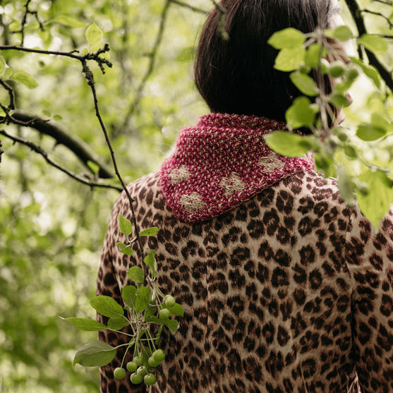 

Pressed Flowers Kerchief - Bandana en Mosaïque
8
