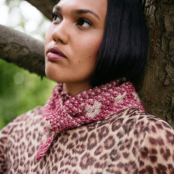 

Pressed Flowers Kerchief - Bandana en Mosaïque
9