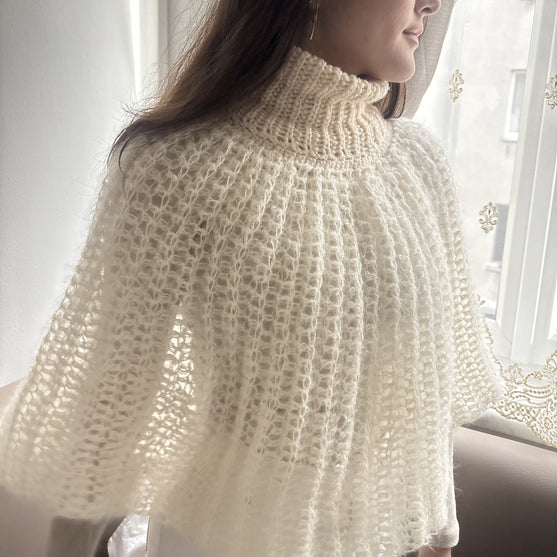 

Daphne - Cape
1