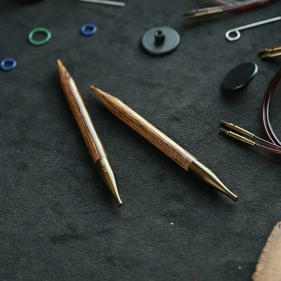 

Ginger Regal - Set d'aiguilles circulaires interchangeables - Bouleau - KnitPro
7