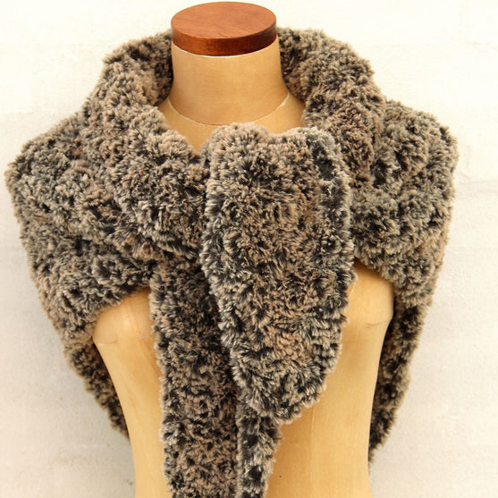 

Châle Granny Fur Lux
1