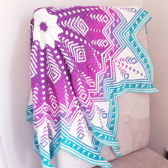 

Peacock Delight - Petite Couverture
7