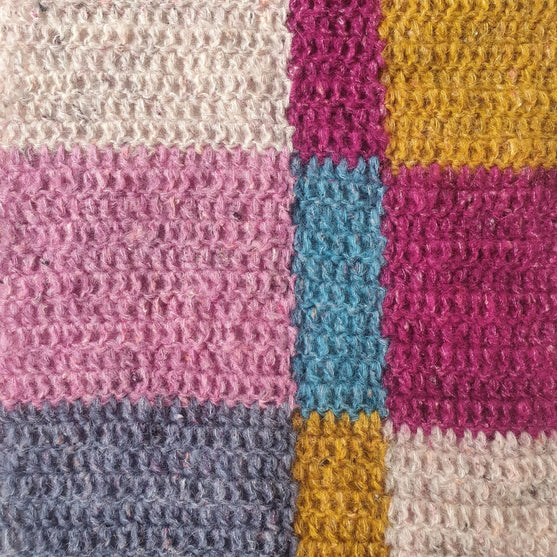 

Colour Blocked Scarf
3