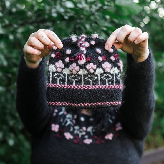 

Woodland - Bonnet
2