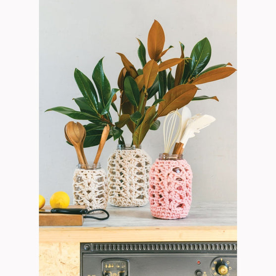 

Nova Vita 12 - 22 home decor projects - DMC
6