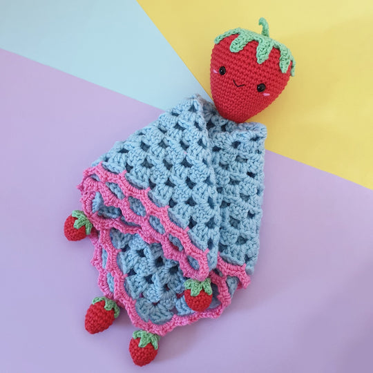 Fraise Kawaii - Doudou plat
