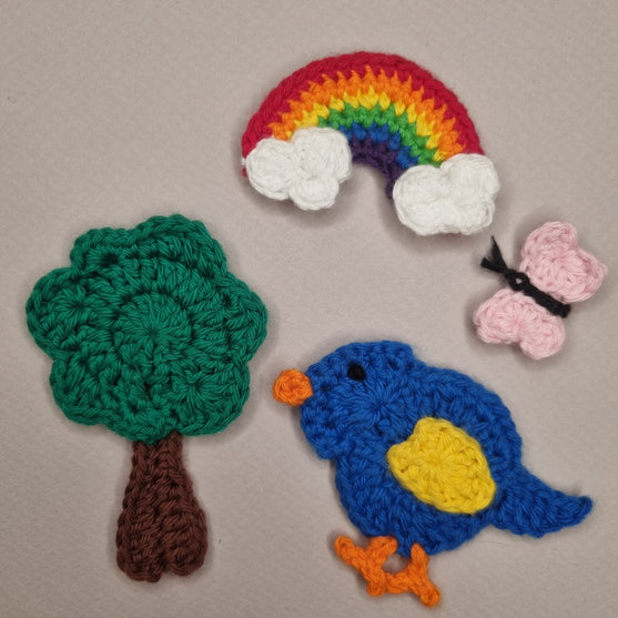 

Pipite l’Oiseau - Appliqué
4