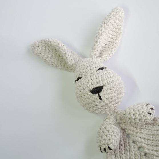 

Ninka - Serviette avec lapin
8