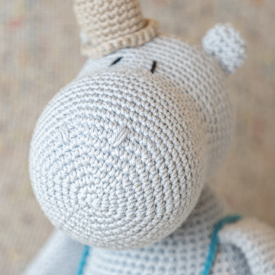 

Finn l’Hippo
3