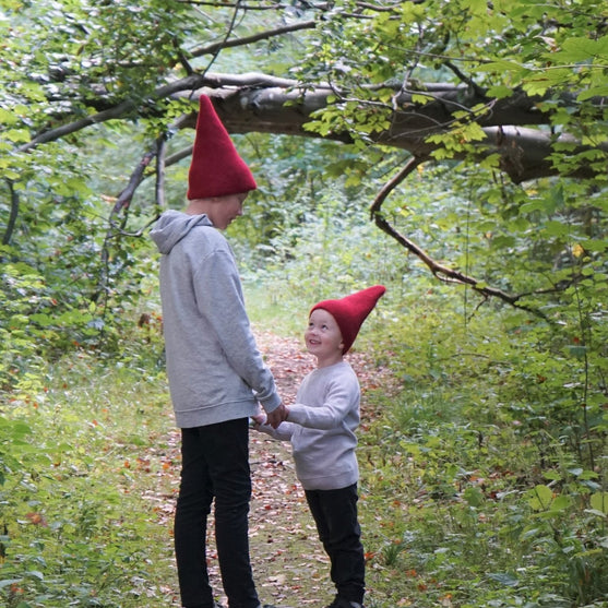 

Puk – Bonnet de Lutin Feutré
2