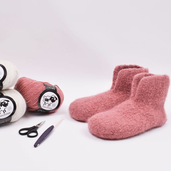 

Chaussons feutrés – Crochet
4