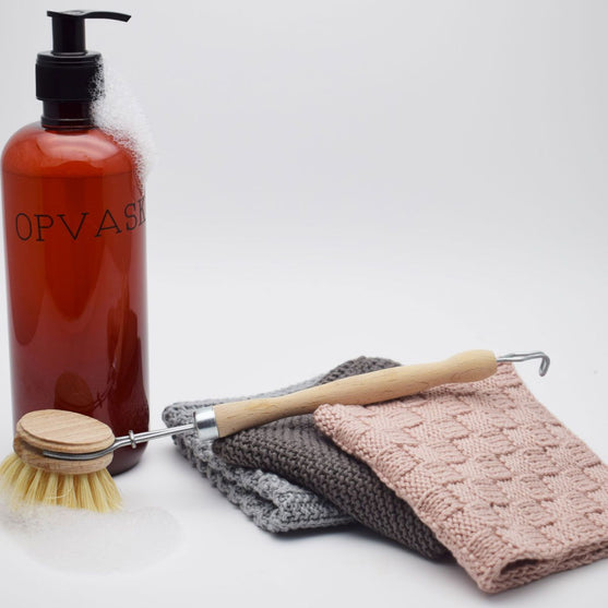 

Lavette tricotée, motifs à carreaux
2