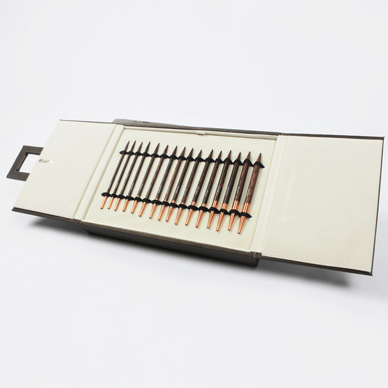 

Symfonie Rose - Ensemble d’aiguilles circulaires interchangeables - KnitPro
3