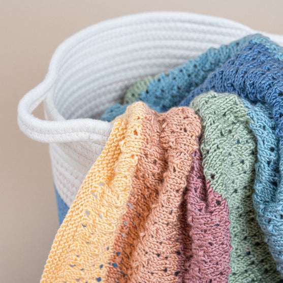 

Åkande - Châle pour bébé
2