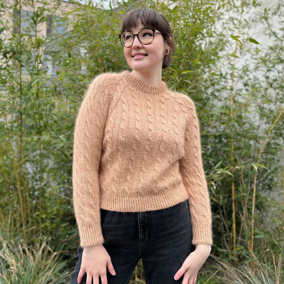 

Auguste - Pull
1