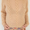 

Chloe - Pull
4