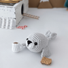 

Charlie - Le phoque sirotant un chocolat chaud
3