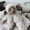 

Chanel sur doudou et rond en bois
2