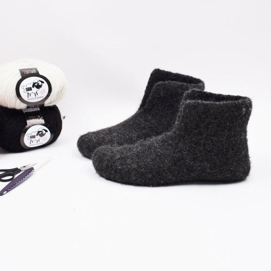 

Chaussons feutrés – Crochet
2