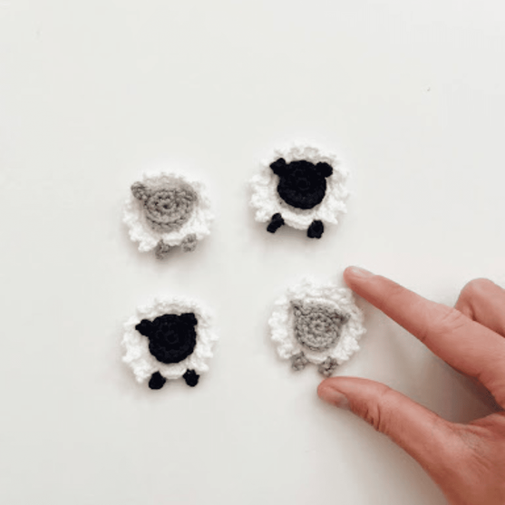 

Petit Agneau - Appliqué
3