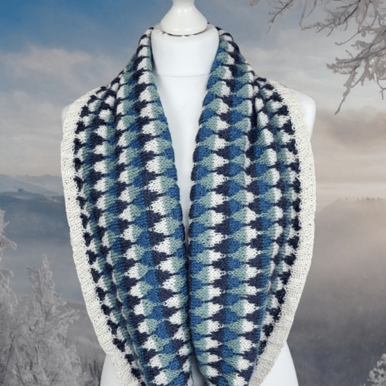 

Harlekin Loop - Cowl
2