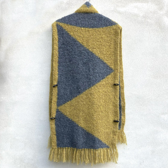 

Fringy - Châle Enveloppant
6