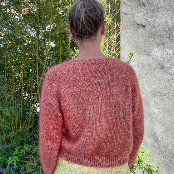 

Elisabeth - Pull
2