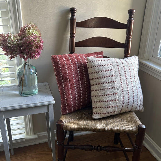 

Cedar Stitch - Coussin
2