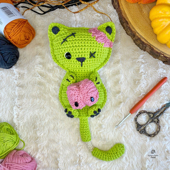 

Zombie Kitten
3