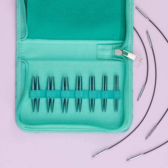 

Ensemble d'aiguilles circulaires interchangeables Stellar Mini - Emerald - Hobbii
3